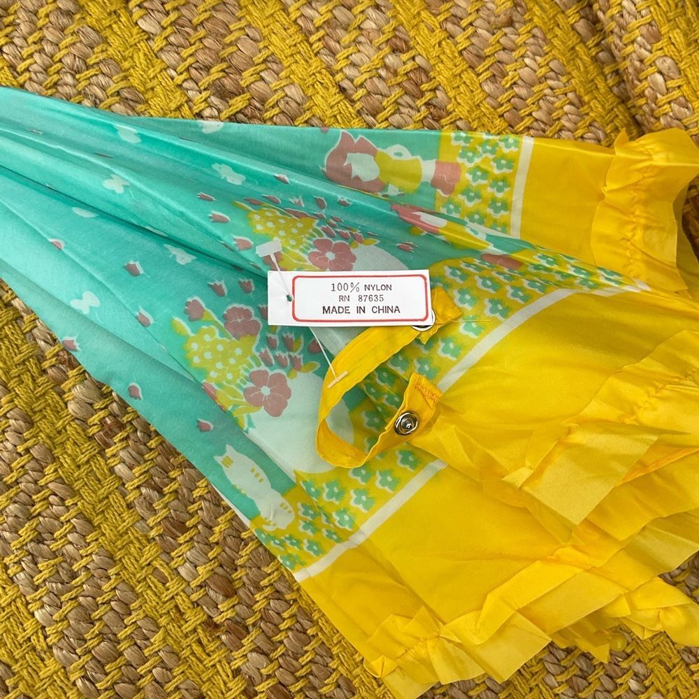 Vintage 1970's Girls' Children’s Kawaii Yellow Nylon Character Umbrella NEW - Picture 3 of 6